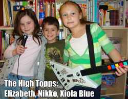 The High Topps are: Elizabeth, Nikolai and Xiola Blue - photo by Rökker