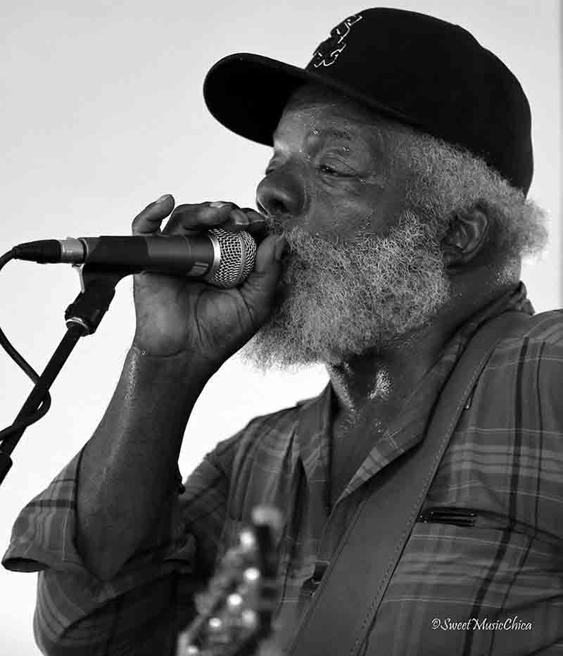 The Might Stokes, a Milwaukee blues legend - photo by Sweet Music Chica