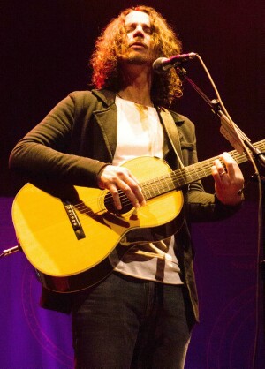 Chris Cornell does the Overture Center in Madison solo acoustic - photo by Sal Serio