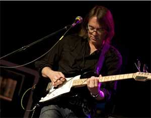 Guitarist Wayne Krantz - photo by Vikas Nambiar